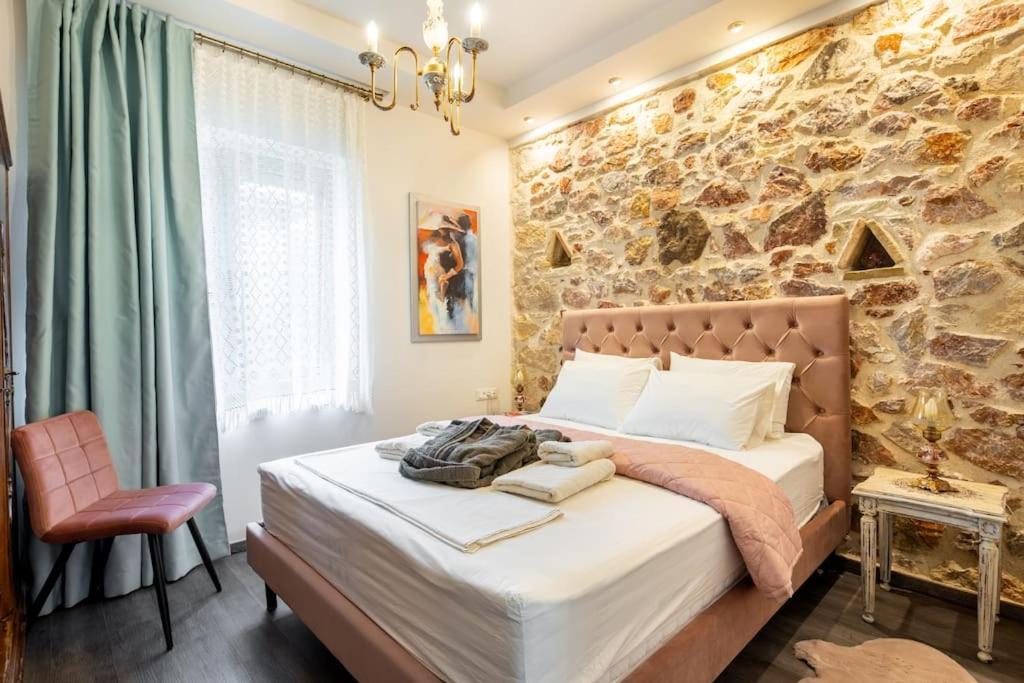 Queen'S Stone Legend, Royal Living By Acropolis Atena Exterior foto